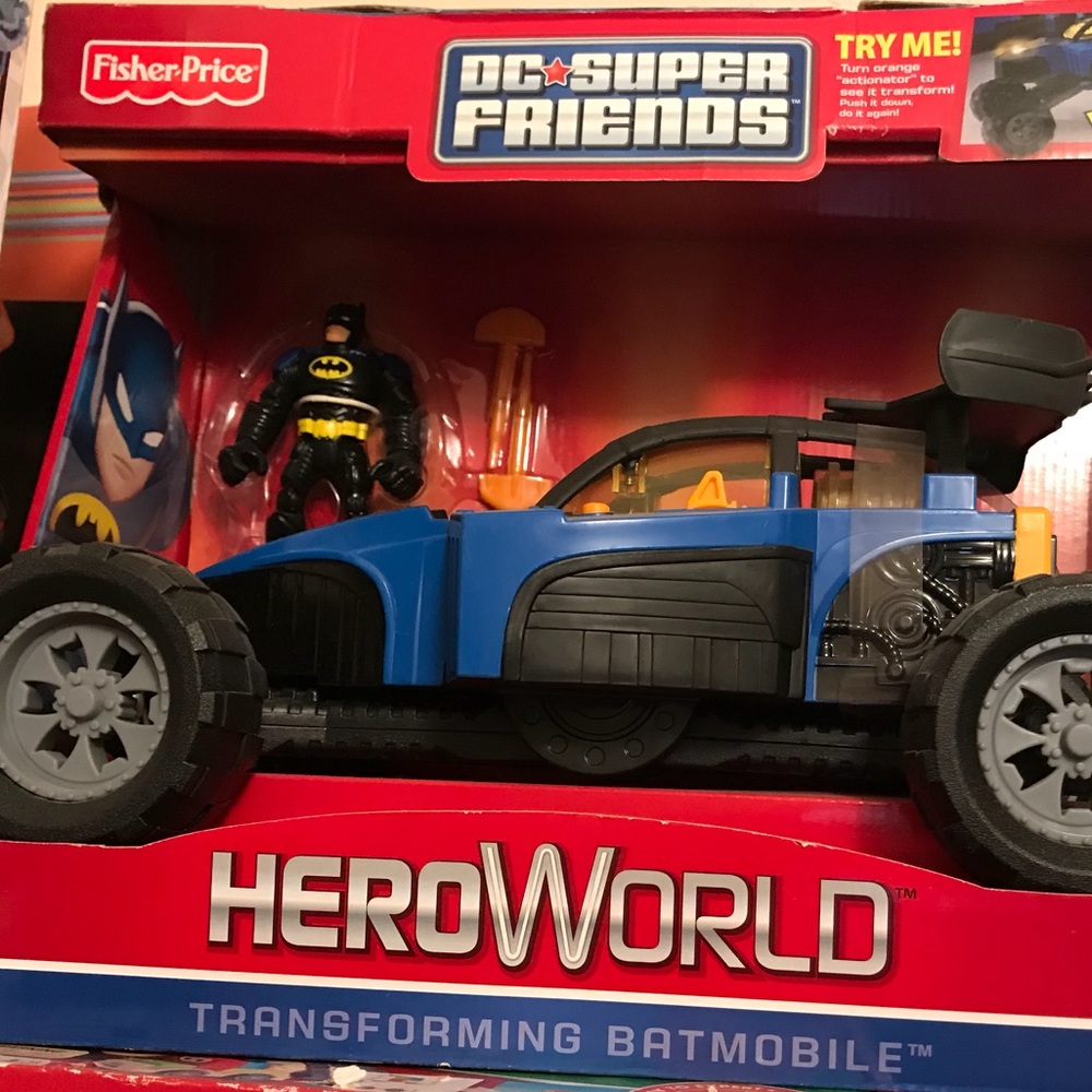 DC super friends and comics Hero-world bat mobile
